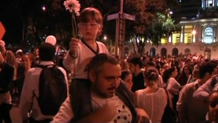 Hundreds of thousands march in Brazil