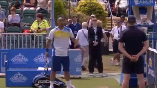 Fabio Fognini Protesta con Carlos Bernardes - ATP Eastbourne - Livetennis.it