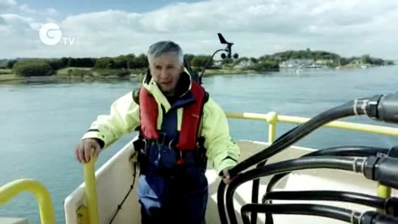 Converting tidal power into electricity