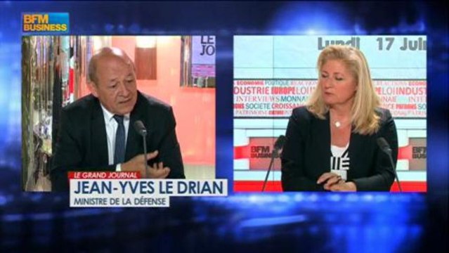 Jean-Yves Le Drian, ministre de la Défense dans Le Grand Journal - 17 juin 1/4