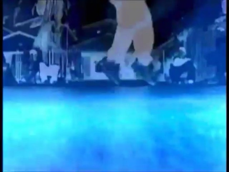 2013 " Moon Crip Walk"  2013