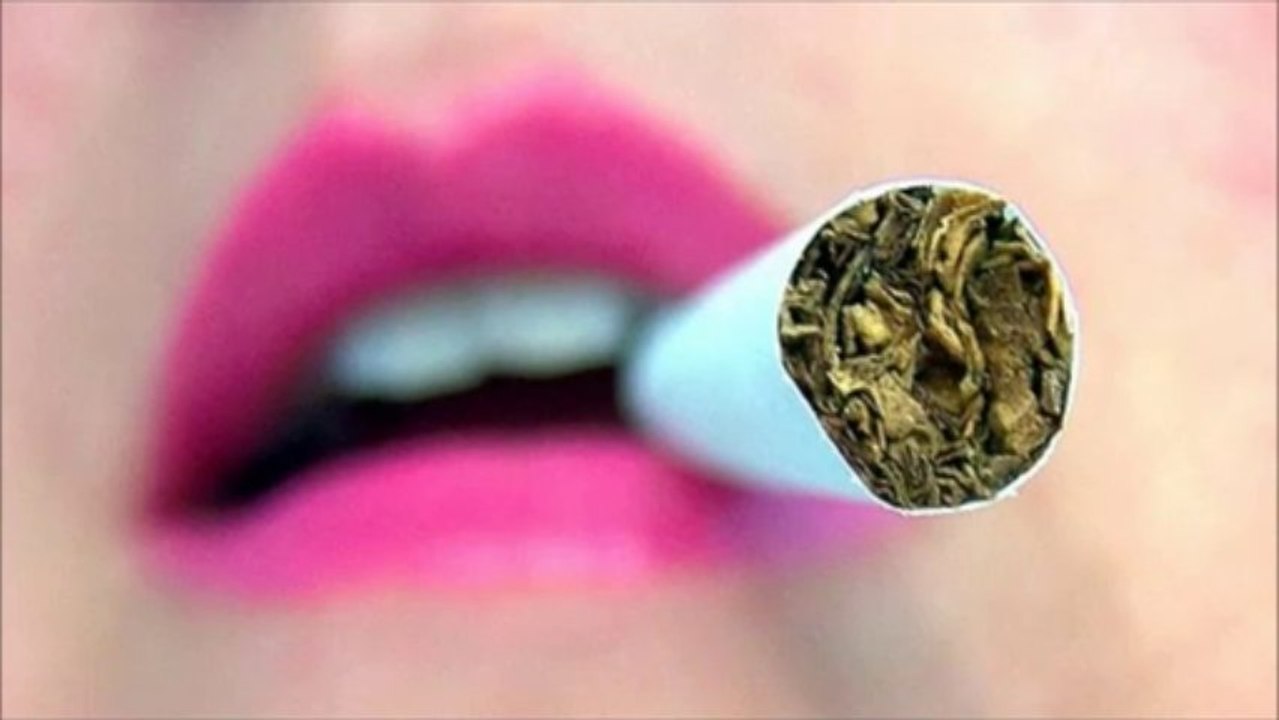 Ebru Yaşar - Gözlerimde Gece Oldu (Remix)