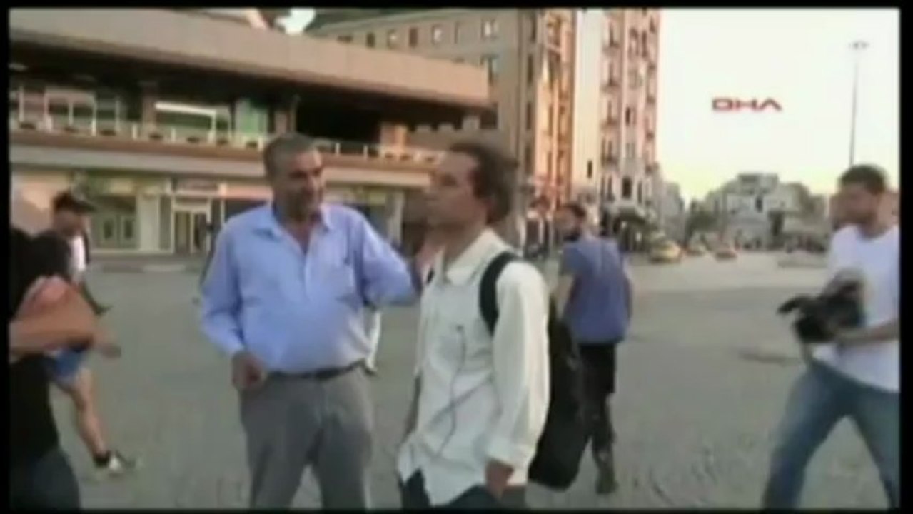 L'homme debout sur la place Taksim d'Istanbul a fait des émules