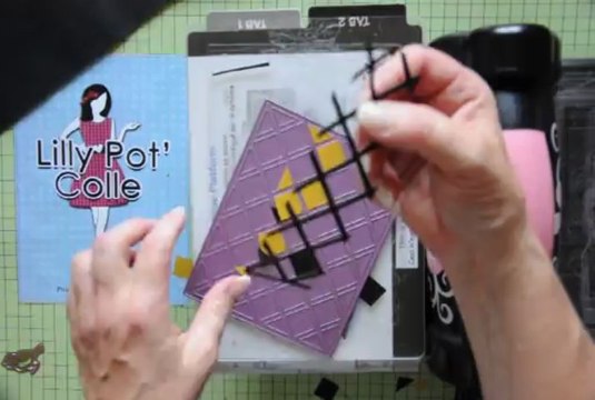 Utiliser les feuilles de papier tissé noires LILLY POT'COLLE