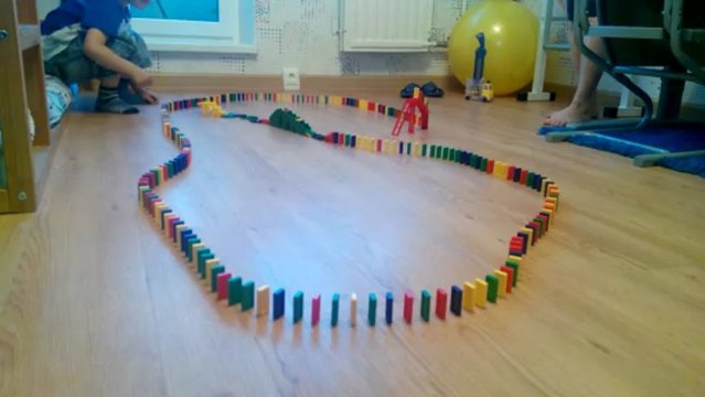 Fly IQ4410 Quad Phoenix, тест камеры - доминошки