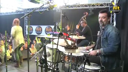 ZAZ - On ira (session exclusive Hit West - Backstage Live)