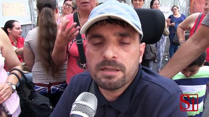 Napoli - Il comitato vele occupa case (18.06.13)