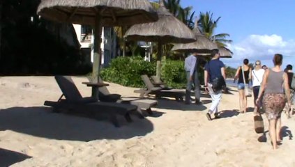 Download Video: Mauritius Luxus Hotel Heritage Awali Golf & Spa Golfhotel 2 Golfpätze Onlinebuchung @ http://www.VIP-Reisen.de im Reisebüro Fella Hammelburg Tel. 09732-2600 Email  info@fella.de Bilder von DIE Fellas unter http://www.DieFellas.de Lage  Das neue Heritage l