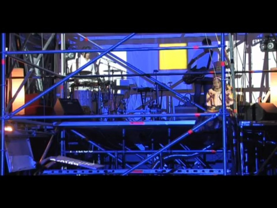 Extraits de la création Blue Pillow de Christophe Piret du Théâtre de Chambre