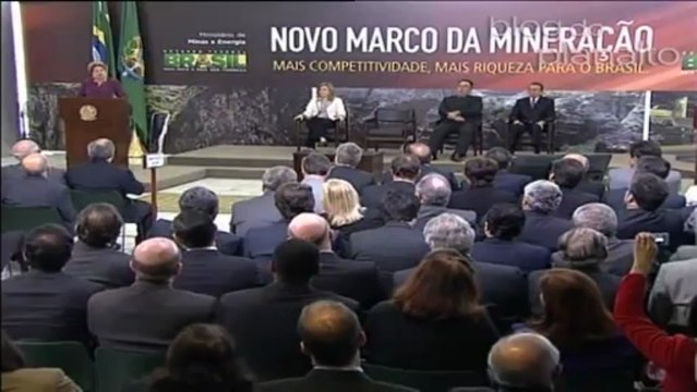 Dilma Rousseff tiende la mano a los indignados brasileños