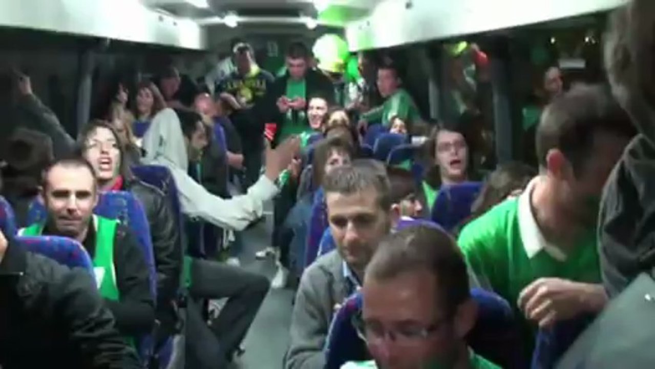 les supporters font la fête tard dans la nuit