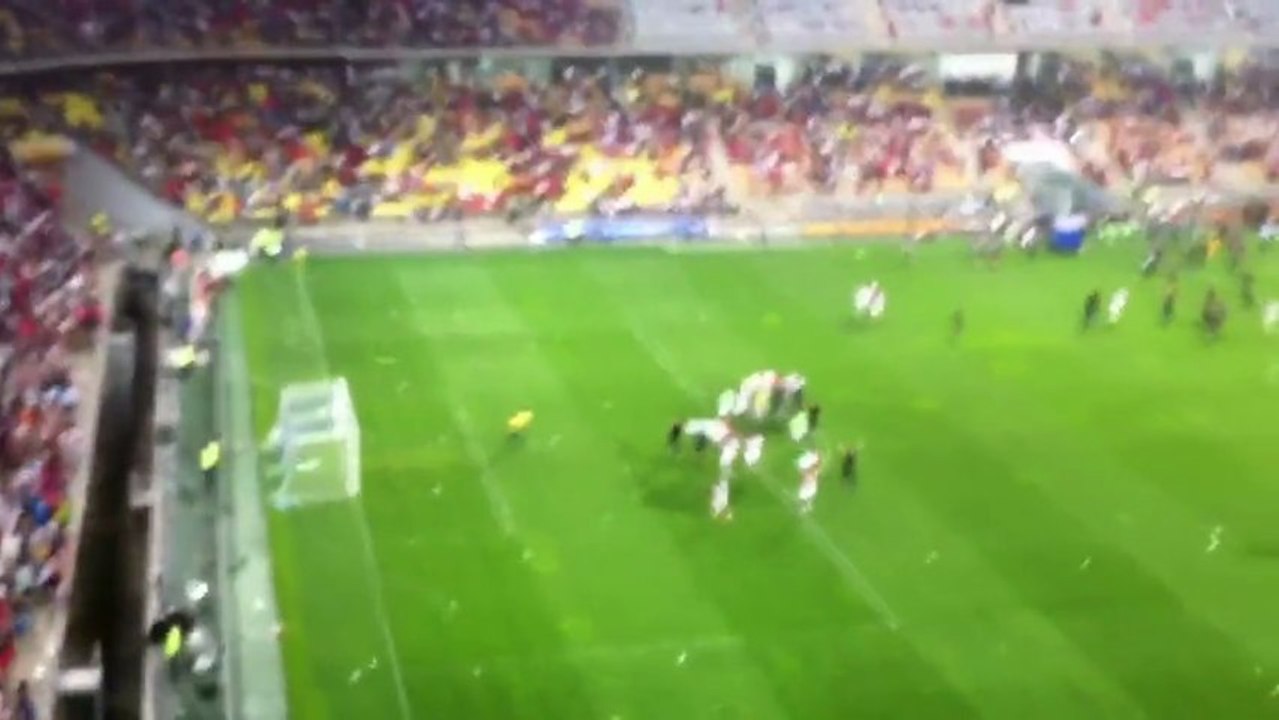 Korea-Iran 0-1, Korean soccer supporters insulted Iranian team in FIFA world cup qualifying match