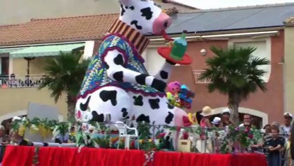 Le char "vache a lait"- Corso de Mèze 2013