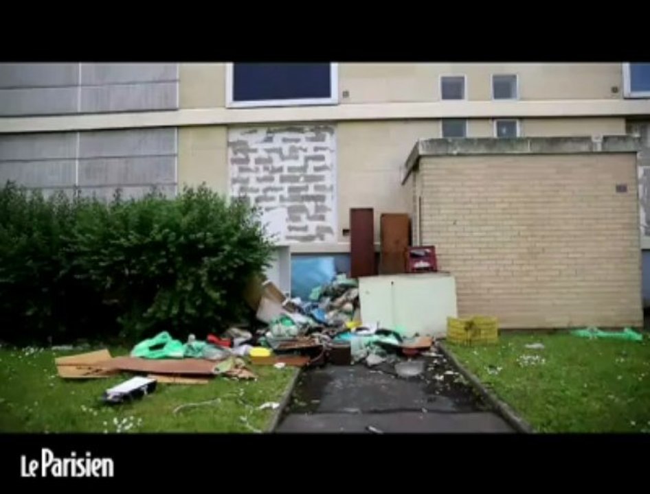 Les squatteurs percent le mur de son appartement