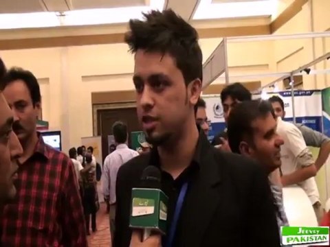 Zain Khan talking with Jeevey Pakistan News in Educational Expo (PC) Lhr.