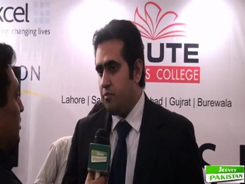 Mian Muhammad Sajid of ACUTE Business College talking with Jeevey Pakistan News in Expo (PC) Lahore.
