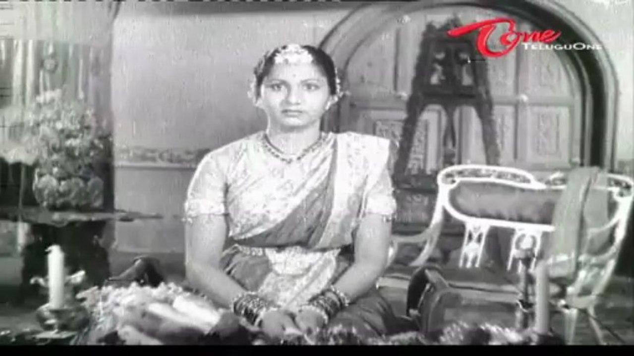 Mugguru Maratilu Songs - Teerugada Asha - Kamala Devi