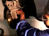 Changing the brake disc and brake pad of peugeot 206 2