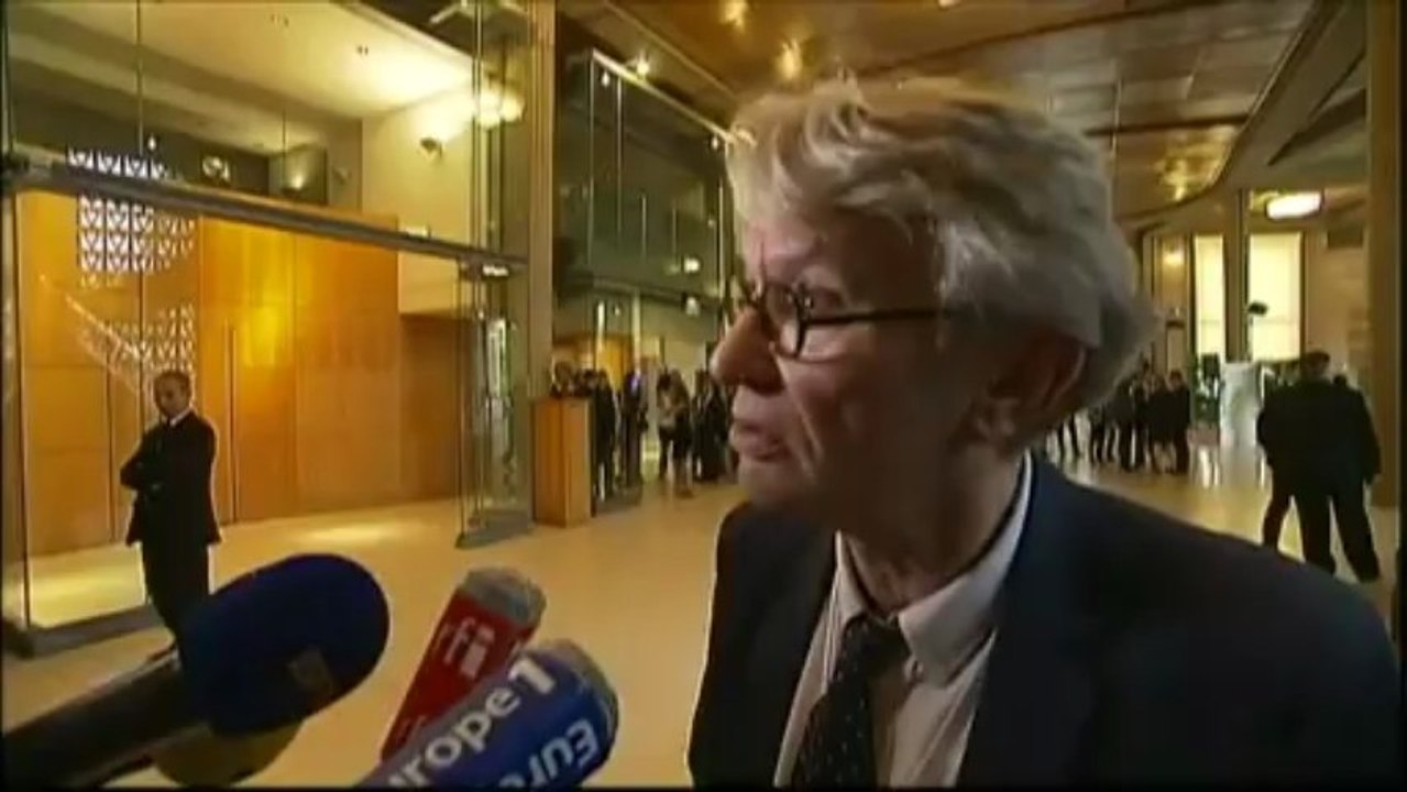 Retraites, chômage, fonctionnaires, les casse-têtes de la conférence sociale