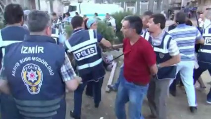 Turkish police clear protest camp in Izmir