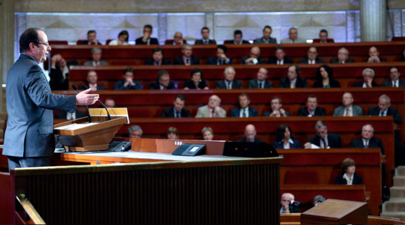 François Hollande : "Inverser durablement la courbe du chômage à la fin de l'année"