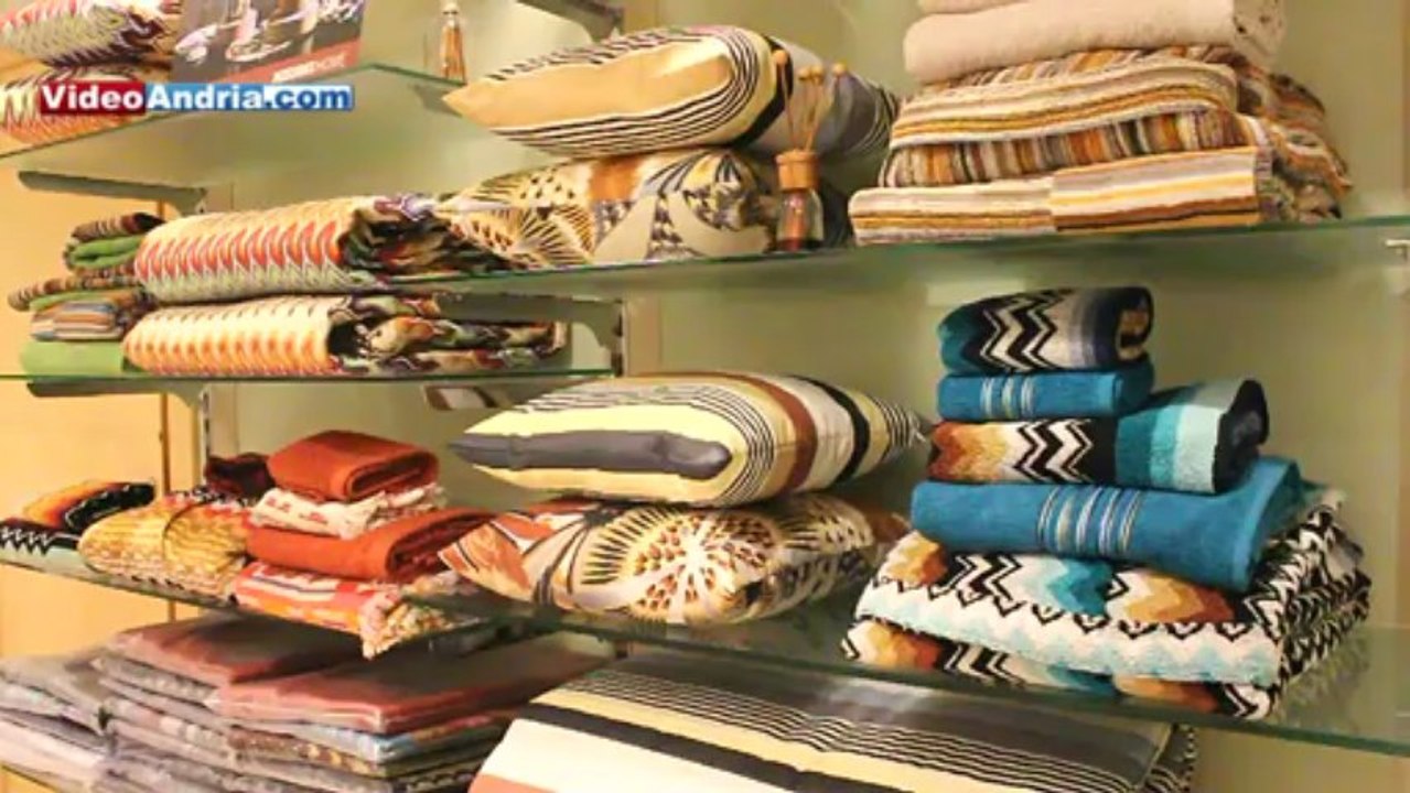 Andria: le opere di Jennifer Loconte esposte presso il negozio "L'angolo del Bianco"