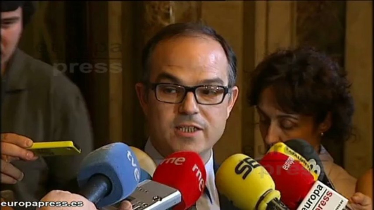 CiU y PSC pide que Camacho explique su "pacto de silencio"