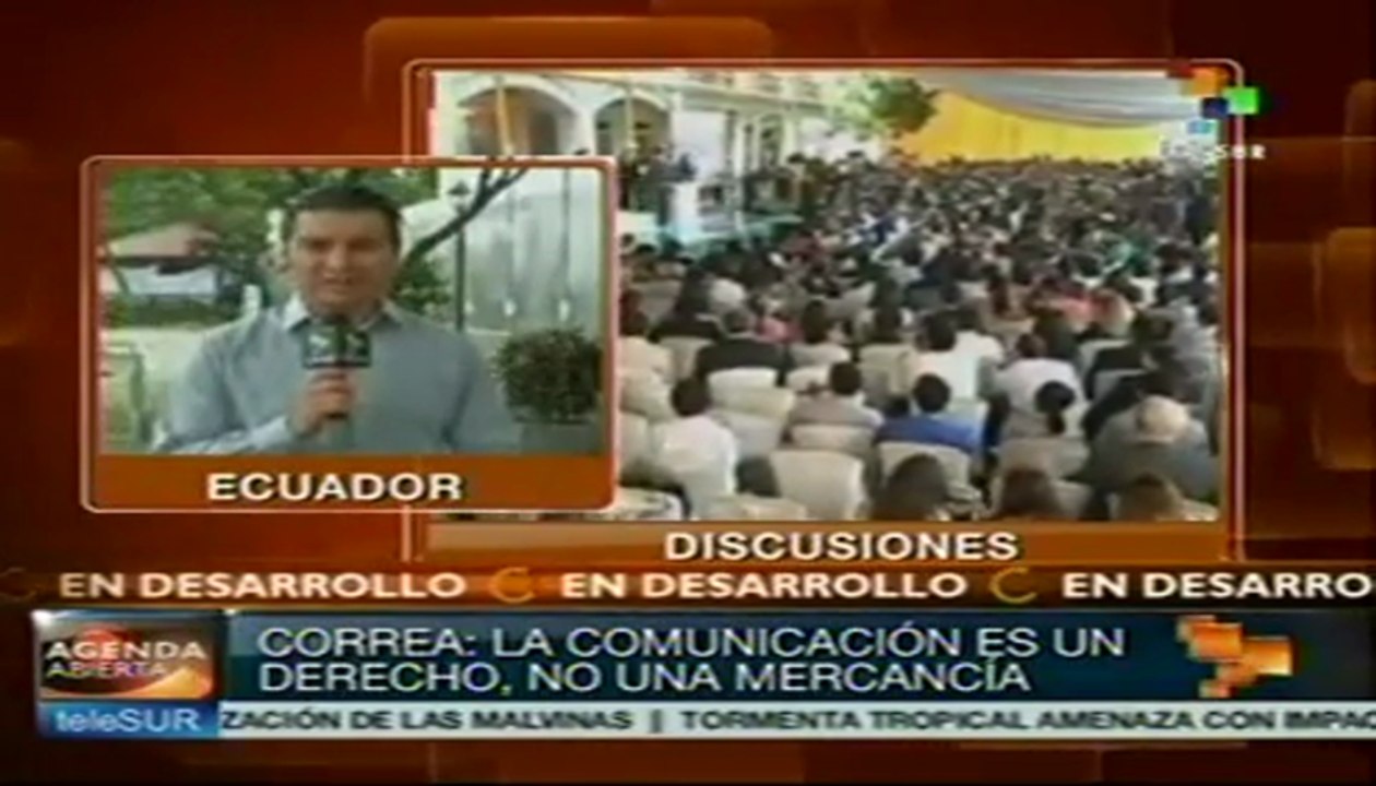 Prosiguen en Ecuador Cumbre sobre Periodismo