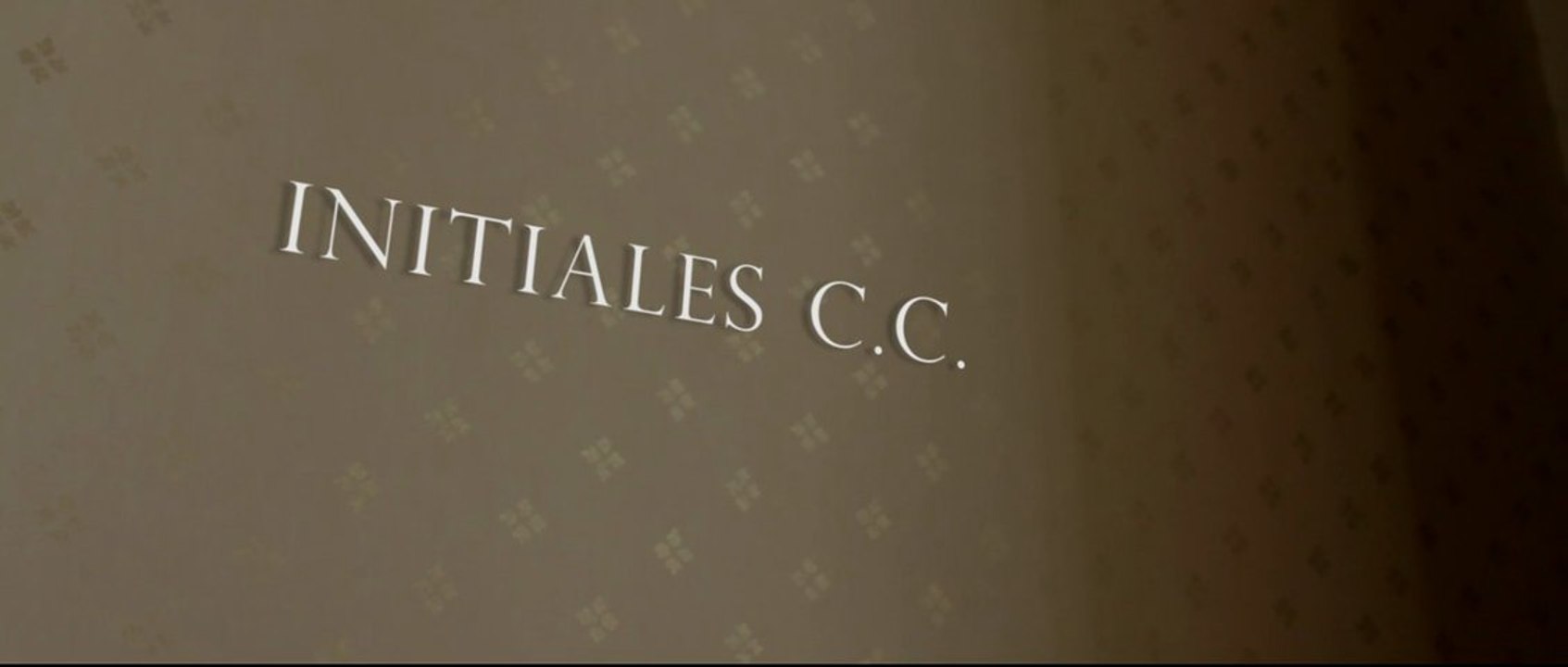 INITIALES C.C.