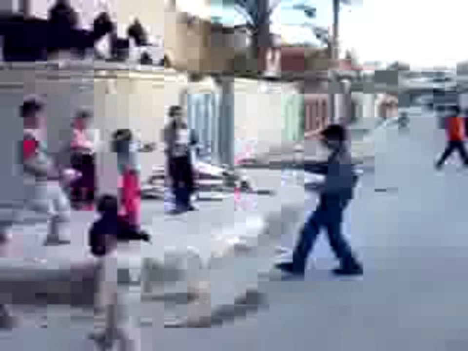 حرب شلايك ههههه