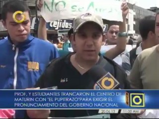En Monagas los profesores mantienen protesta activa corrigiendo tesis en las calles