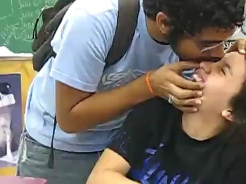 El llamado ¨Beso Japonés¨ que provoca conjuntivitis y otras enfermedades oculares