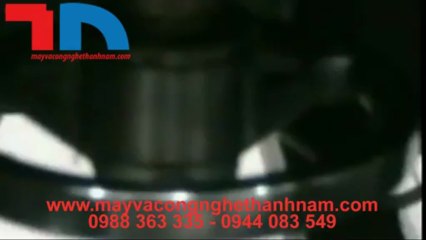 Dây chuyền đóng chai nước tự động