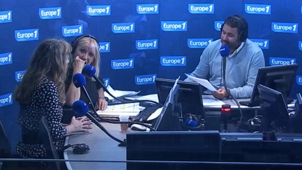 Arielle Dombasle : "Le chant, le propre de l'Homme"