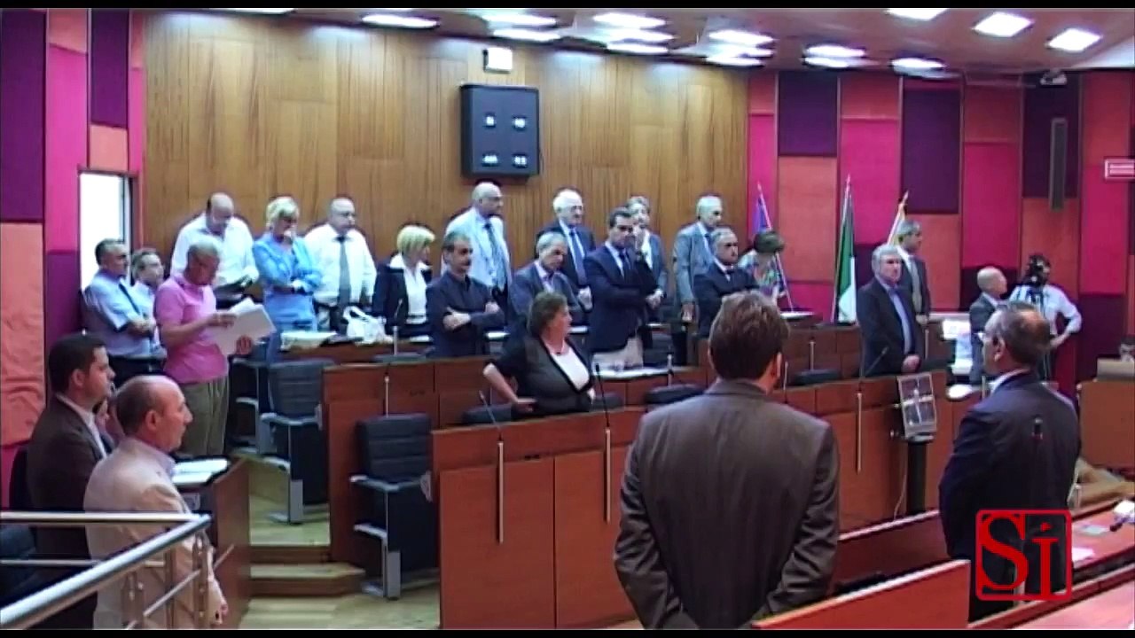 Napoli - De Magistris: "Mai inceneritori a Napoli" (20.06.13)