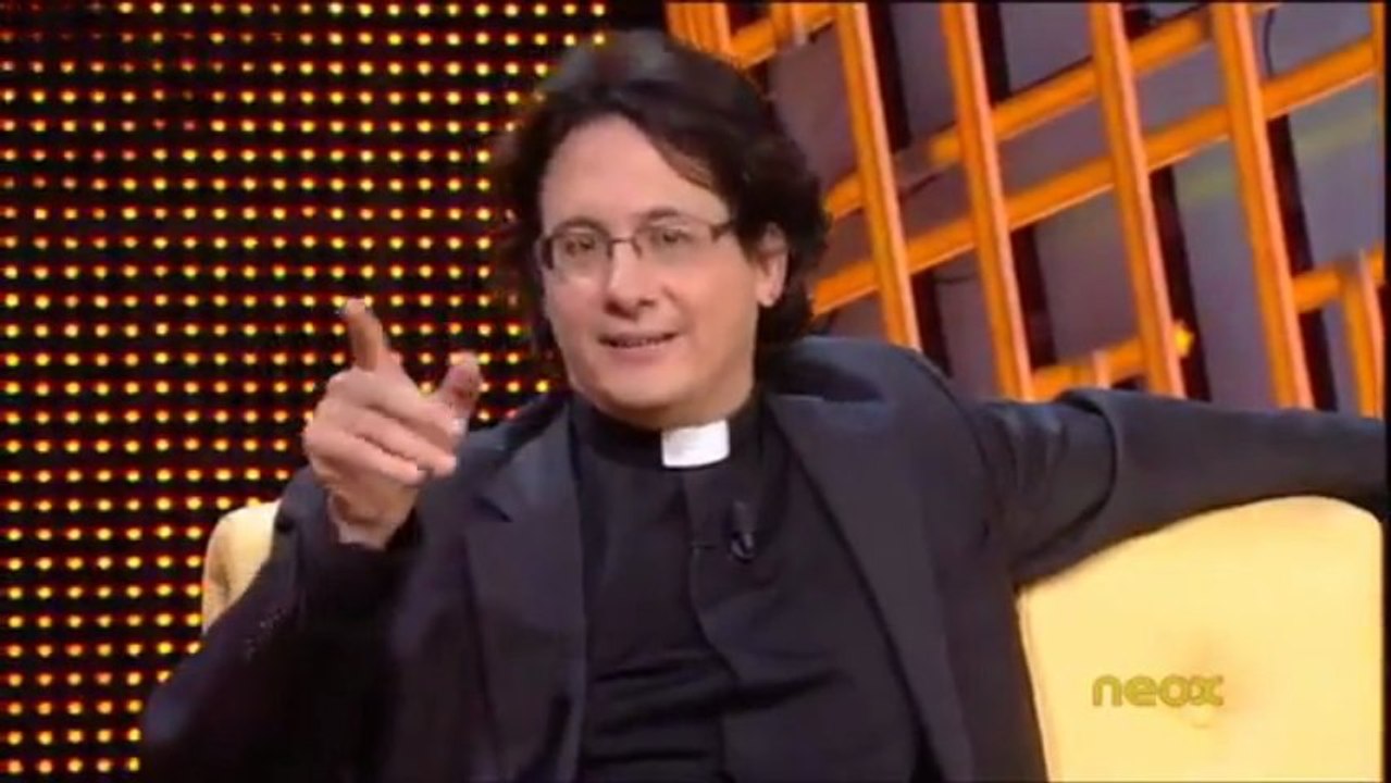 Sosie de François Hollande : un curé espagnol