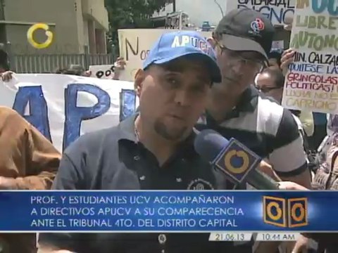 Estudiantes acompañan a docentes de la UCV al tribunal