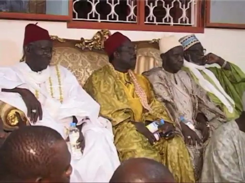 PARTIE 7 DE LA VISITE DU GRAND SERIGNE DE DAKAR, ABDOULAYE MAKHTAR DIOP  A TIVAOUANE.