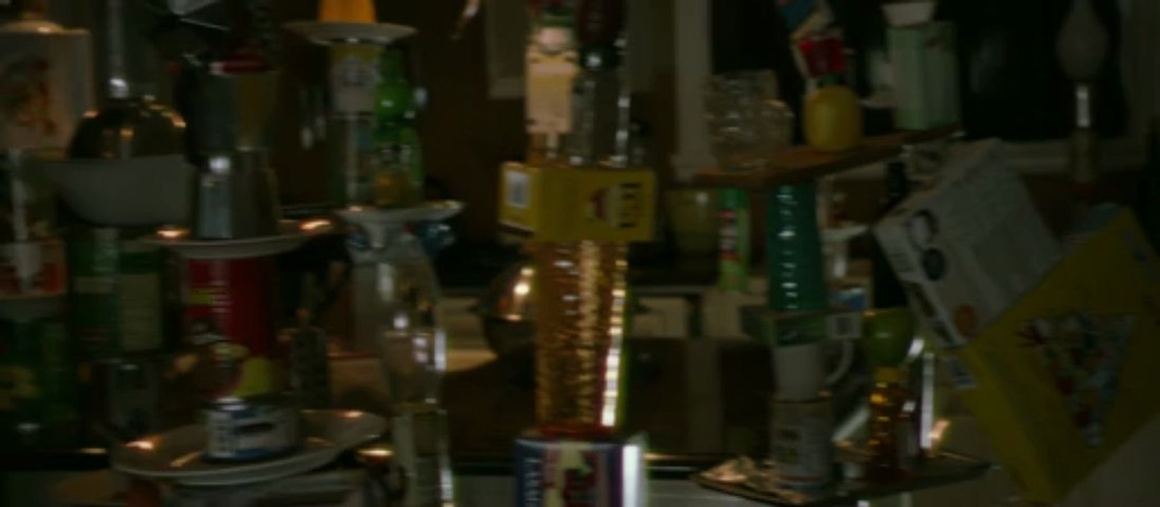 Dark Skies - Clip / Extrait #1 VF