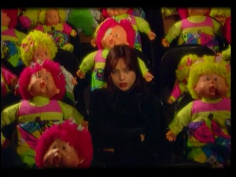 Ebru Gündeş - Ben Daha Büyümedim