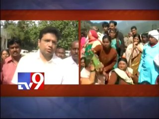 Ministers Danam and Sridhar Babu meets Telugu devotees at AP Bhavan in Delhi