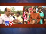 Devabhumi Telugu Assn helps stranded Telugus