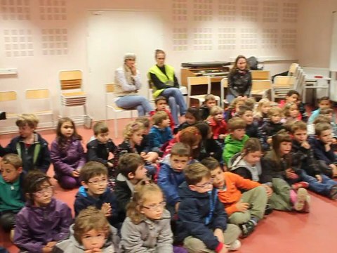 2013 Juin. SOUSTONS (Fête Musique. Profs et écoliers)