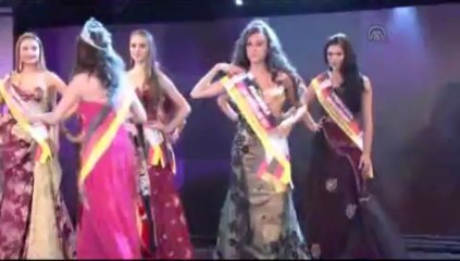 Almanya'nın en güzel üçüncü kızı Arzu Akyüz