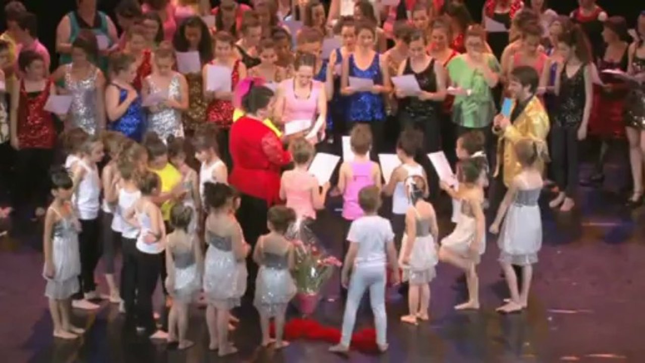 Gala 2013 (Surprise des élèves) - Nicolas E. Ecole du Spectacle