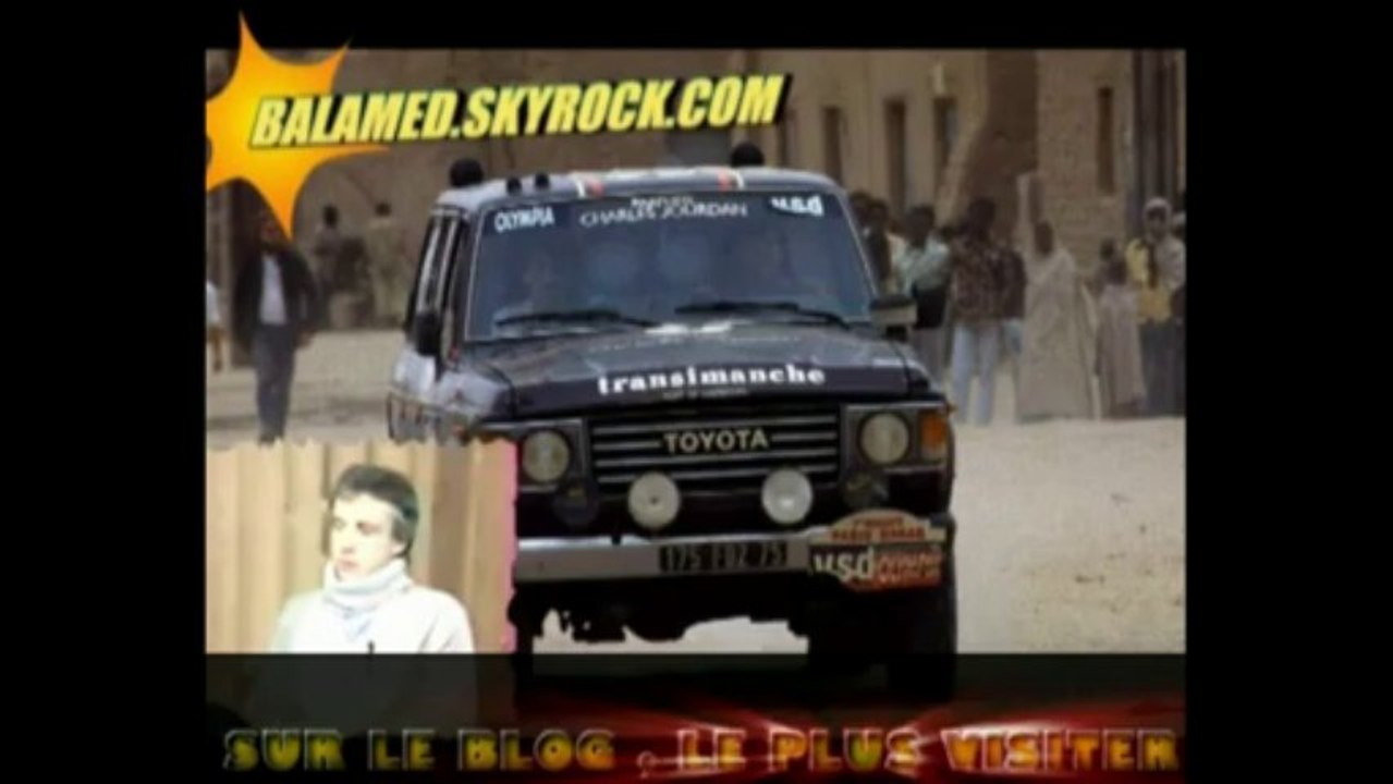 Ovni au dessus d'un crop circle dans le Wiltshire (Mystère/Étrange)