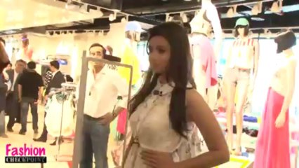 Alia Bhatt's SHORT DRESS LOVE - Don't Miss it