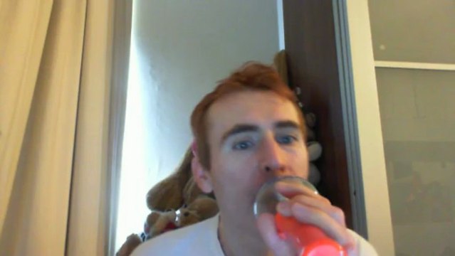 Wiwi égratigne leave them alone de Twenty 4 Seven