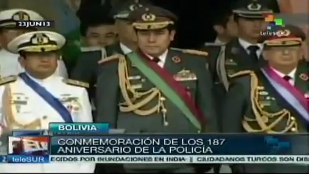 Celebra Evo Morales 187 años de haberse creado la policía boliviana