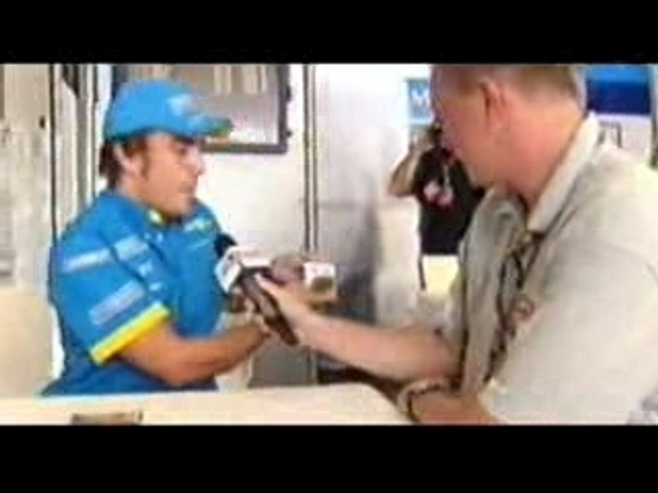 Alonso fait un tour de magie